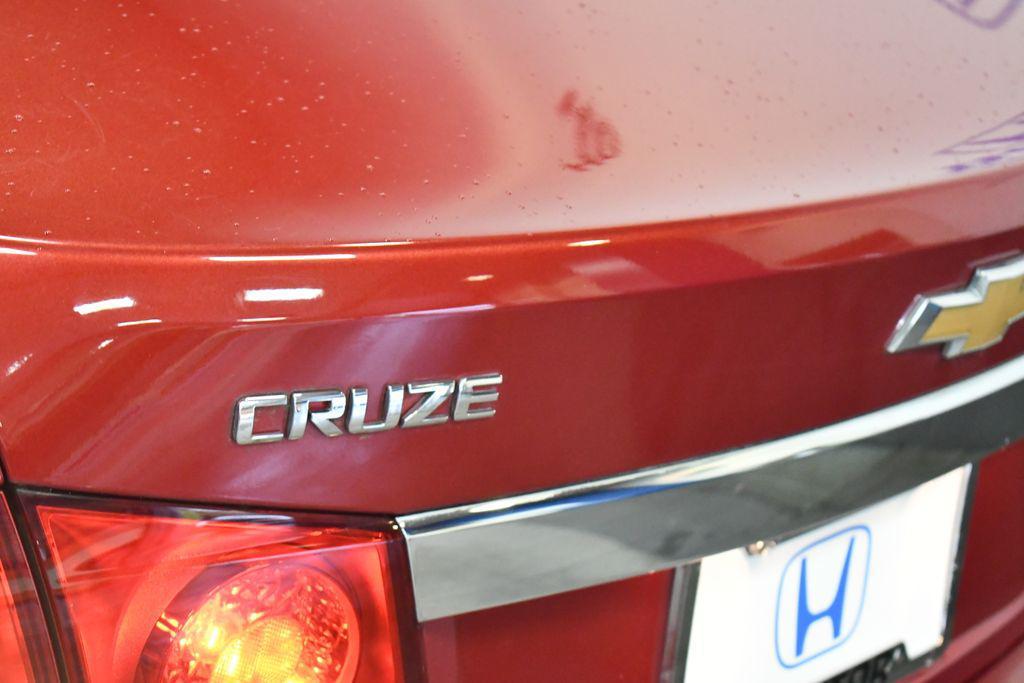 used 2011 Chevrolet Cruze car, priced at $5,550