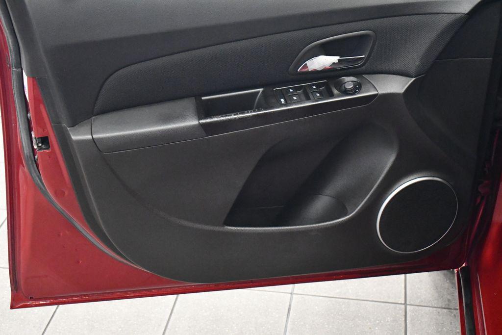 used 2011 Chevrolet Cruze car, priced at $5,550