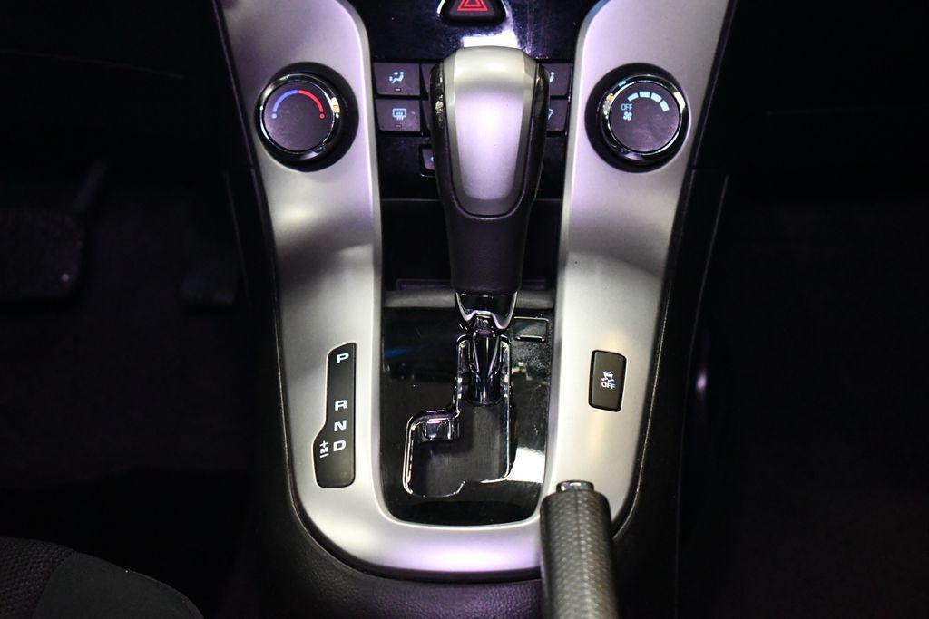 used 2011 Chevrolet Cruze car, priced at $5,550