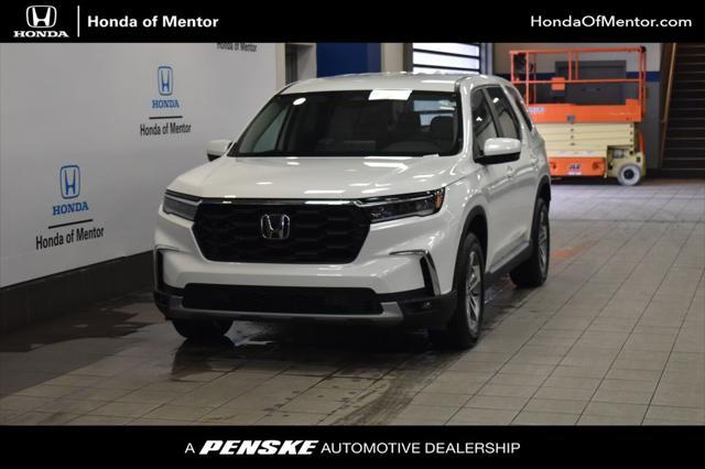 new 2025 Honda Pilot car, priced at $47,450