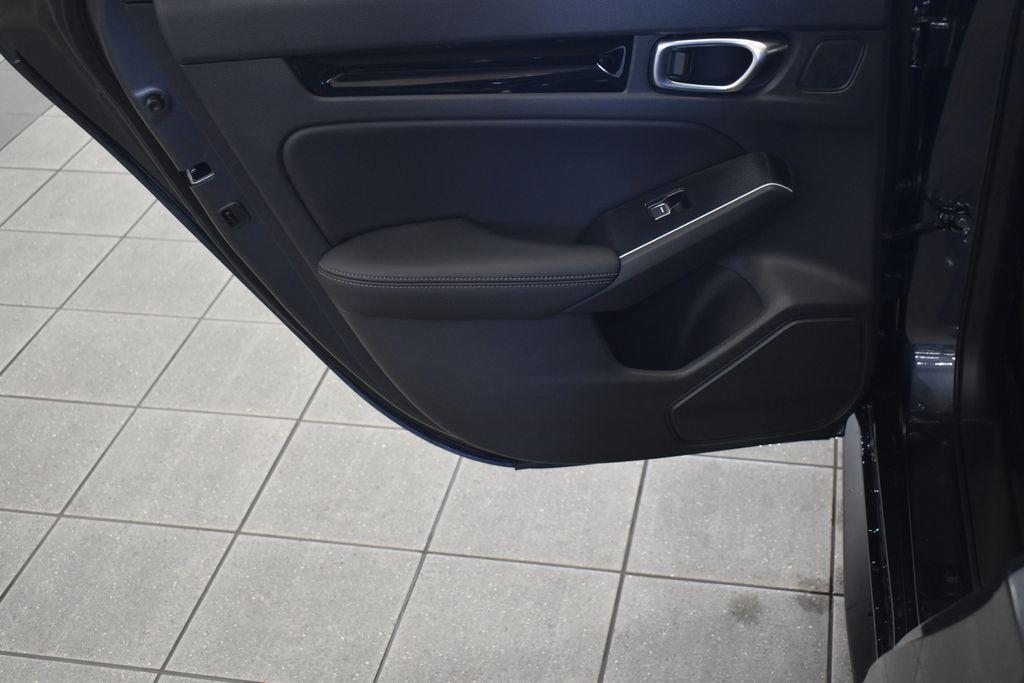 new 2026 Honda Civic Hybrid car, priced at $32,695