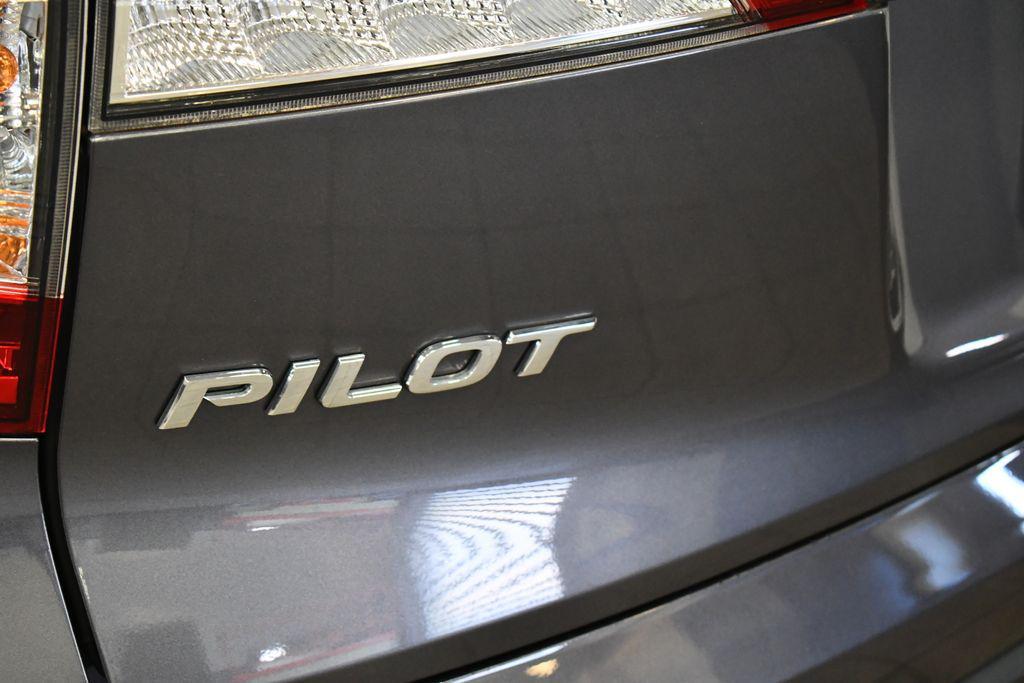 used 2022 Honda Pilot car, priced at $34,950