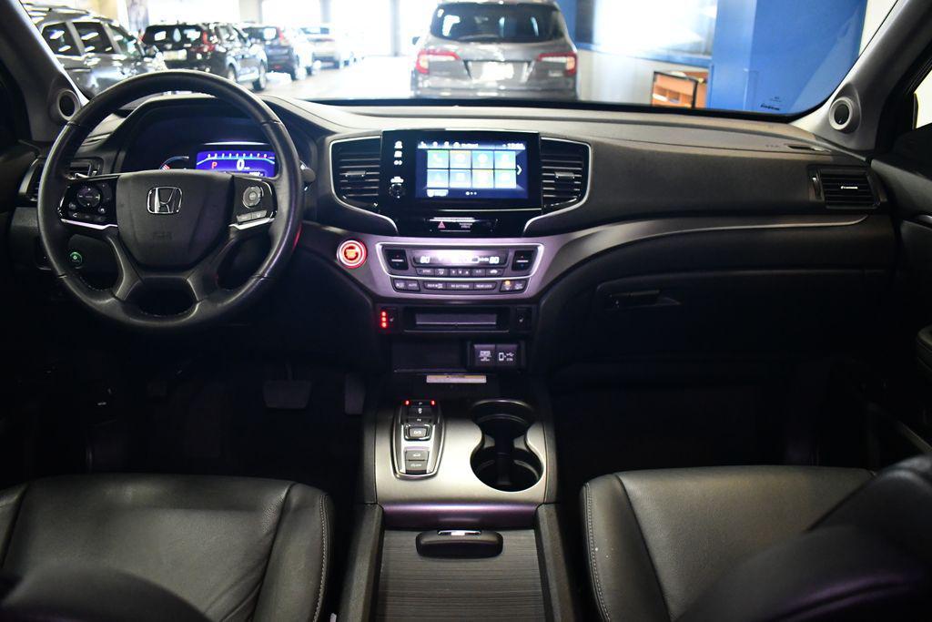 used 2022 Honda Pilot car, priced at $34,950