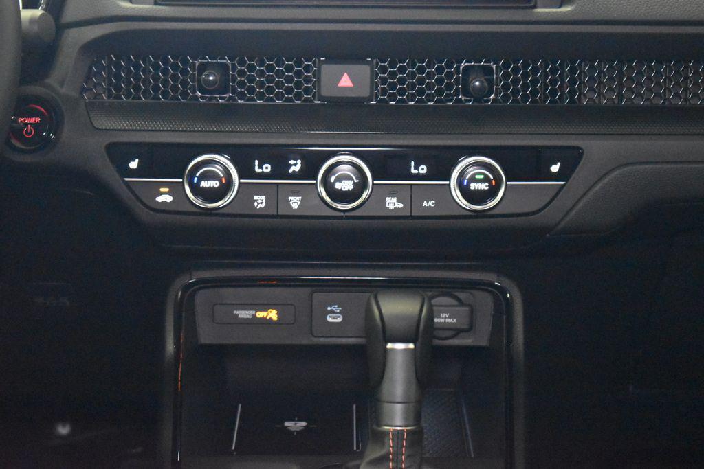 new 2026 Honda CR-V Hybrid car, priced at $39,035