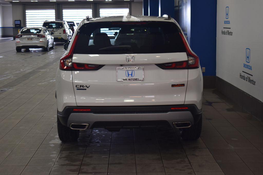 new 2026 Honda CR-V Hybrid car, priced at $40,705