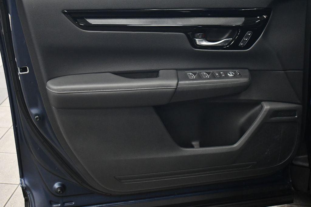 used 2023 Honda CR-V car, priced at $33,550