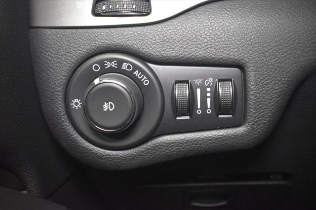 used 2020 Jeep Cherokee car, priced at $13,550