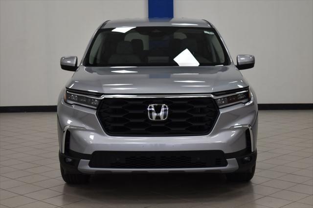 new 2025 Honda Pilot car, priced at $46,995