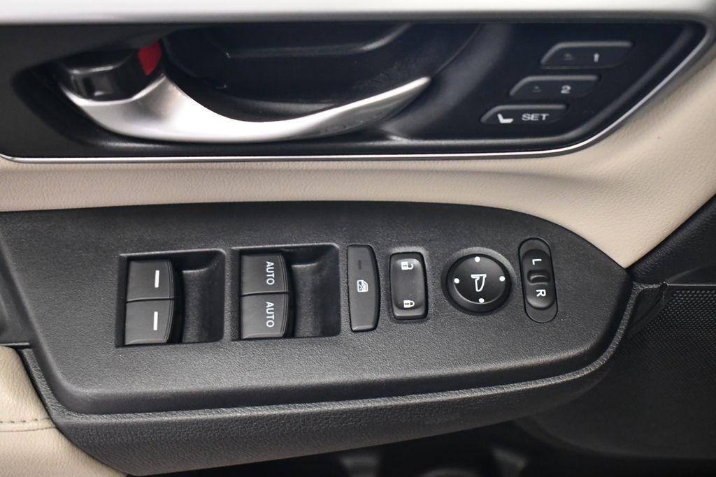 used 2019 Honda CR-V car, priced at $23,550