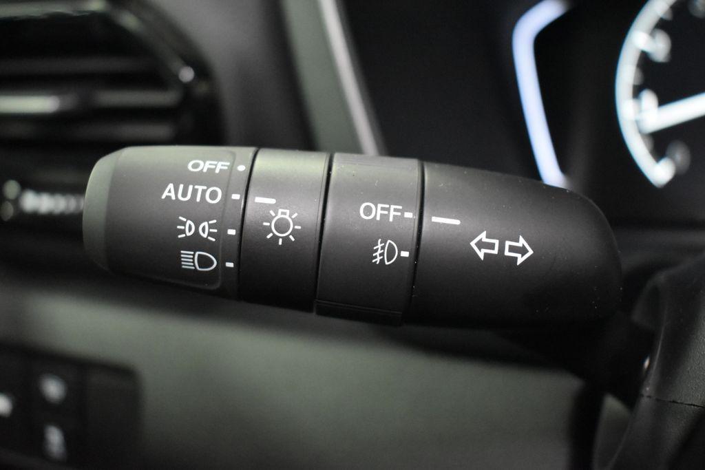 new 2025 Honda Pilot car, priced at $48,980