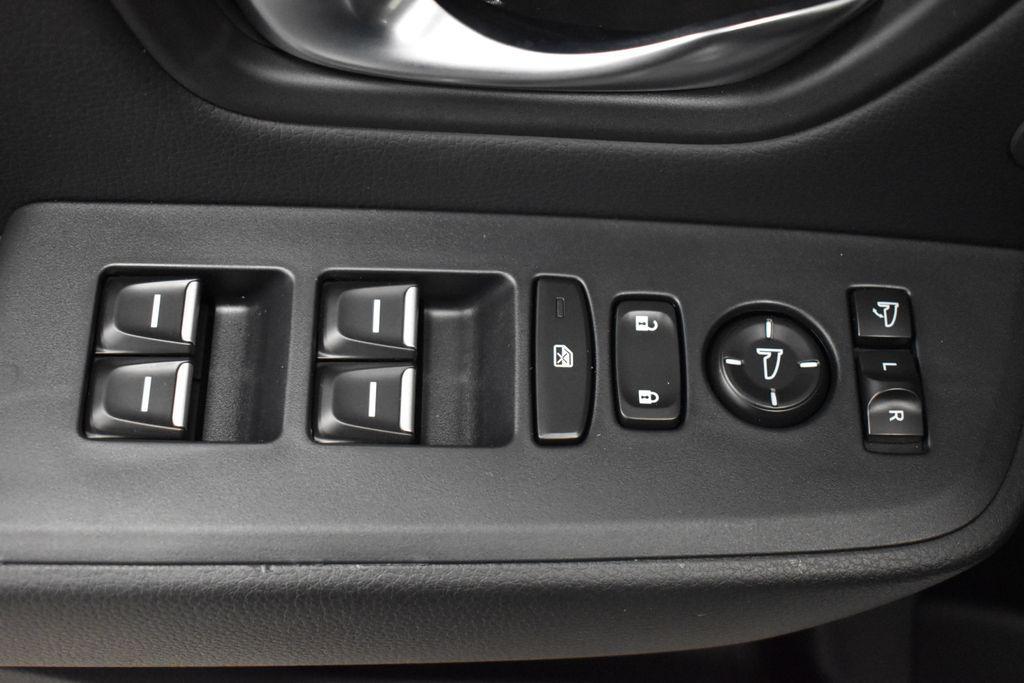 new 2025 Honda Pilot car, priced at $48,980