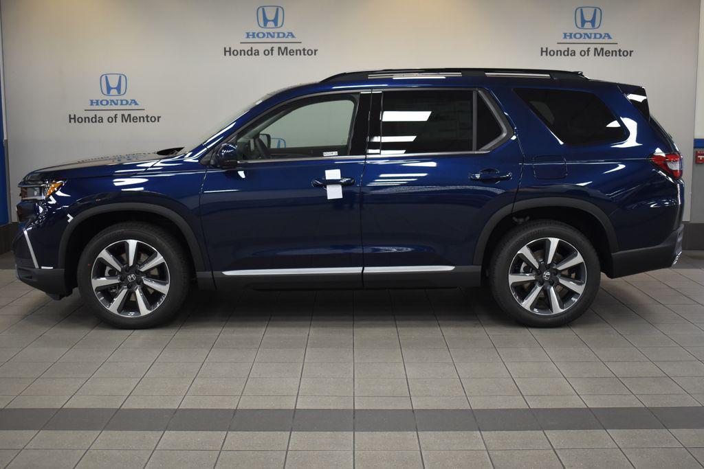 new 2025 Honda Pilot car, priced at $49,445