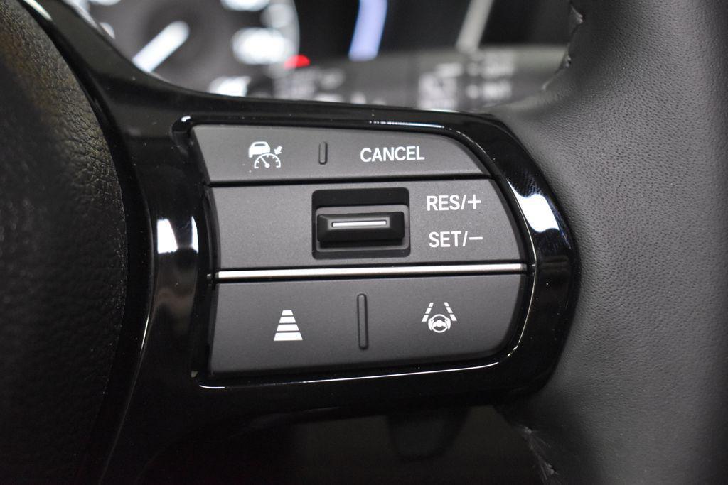 new 2025 Honda Pilot car, priced at $49,445