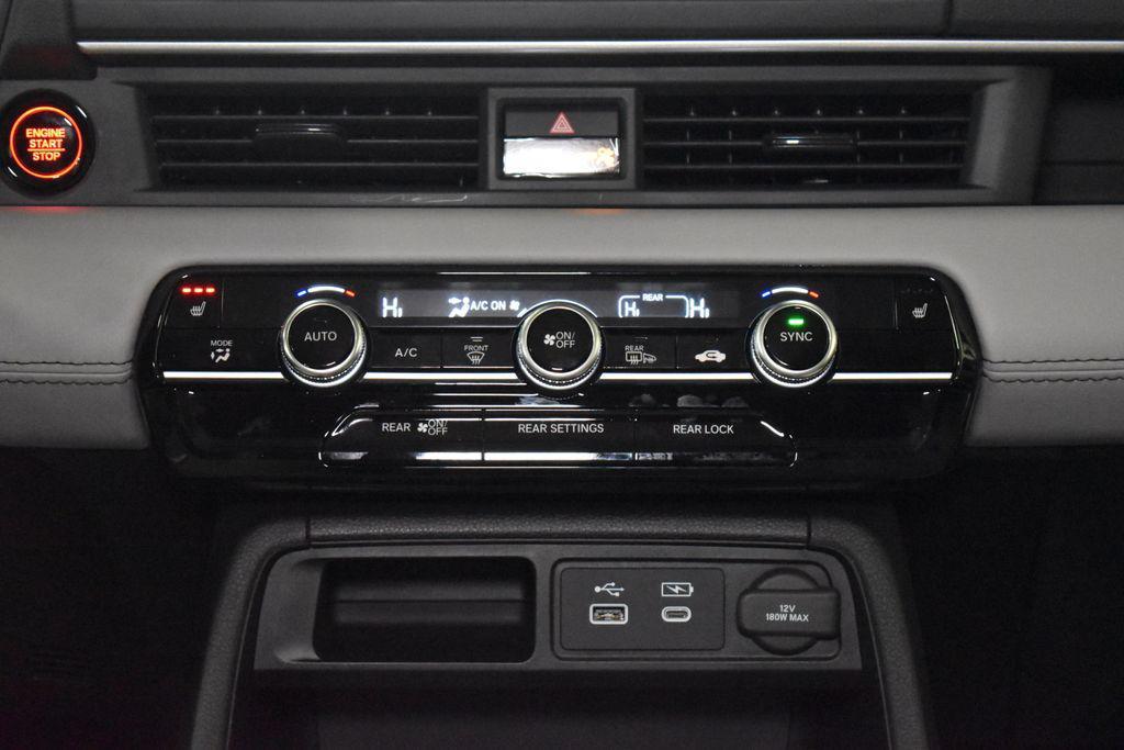 new 2025 Honda Pilot car, priced at $49,445