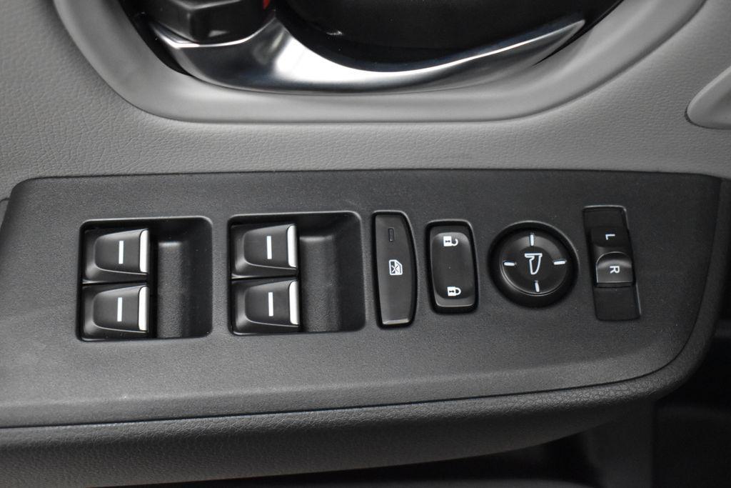 new 2025 Honda Pilot car, priced at $49,445