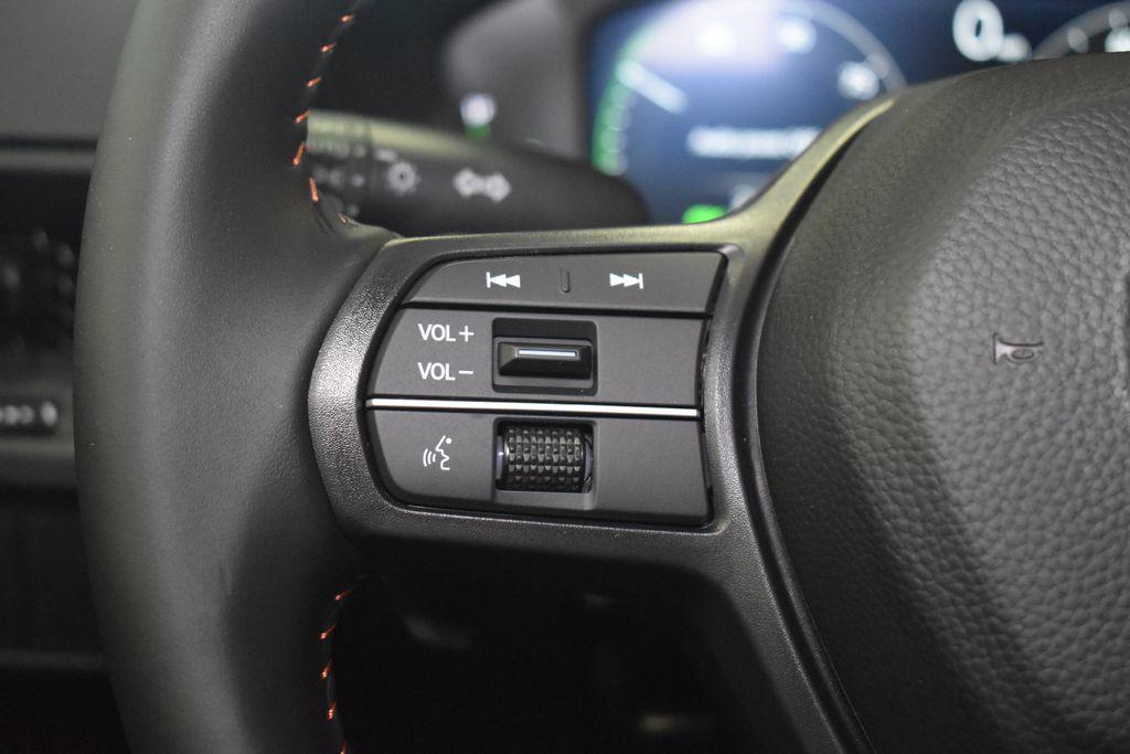 new 2026 Honda CR-V Hybrid car, priced at $41,675