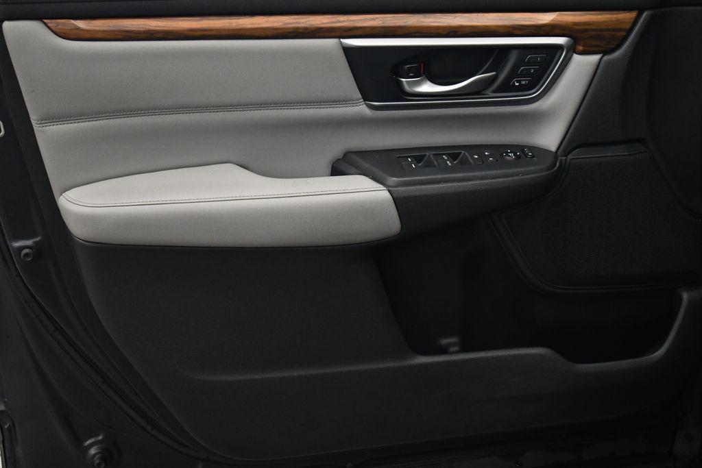 used 2017 Honda CR-V car, priced at $16,550