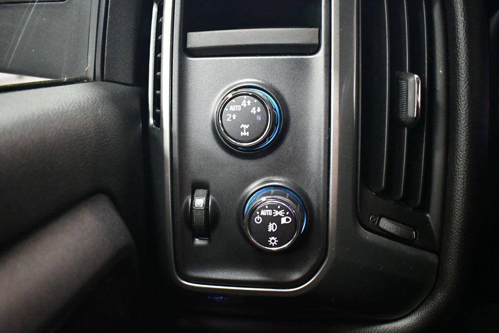 used 2015 Chevrolet Silverado 1500 car, priced at $16,550