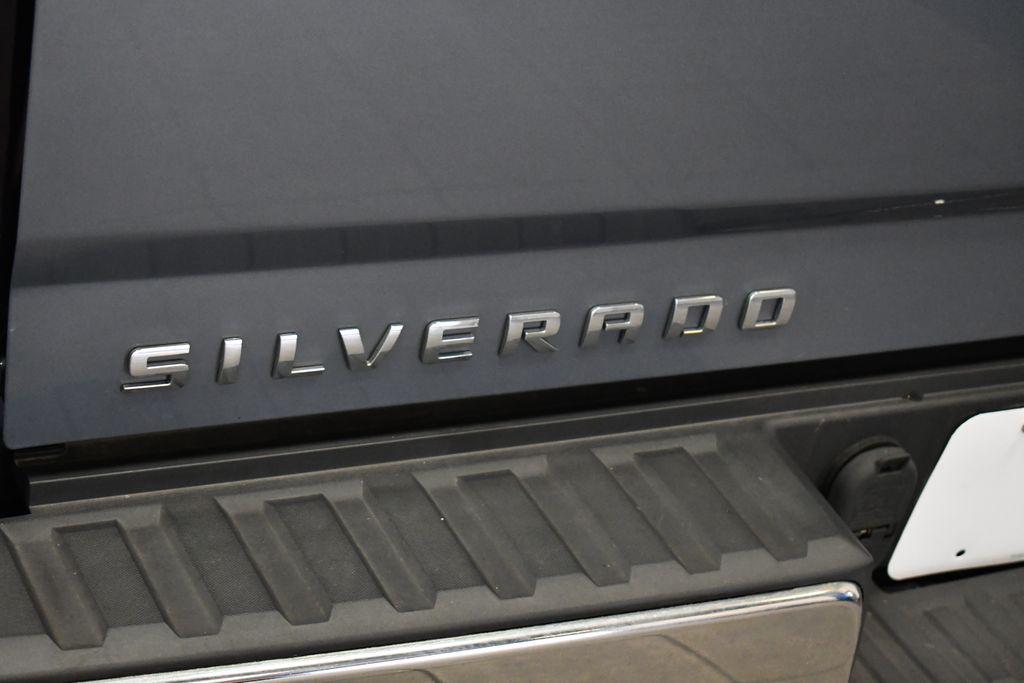 used 2015 Chevrolet Silverado 1500 car, priced at $16,550
