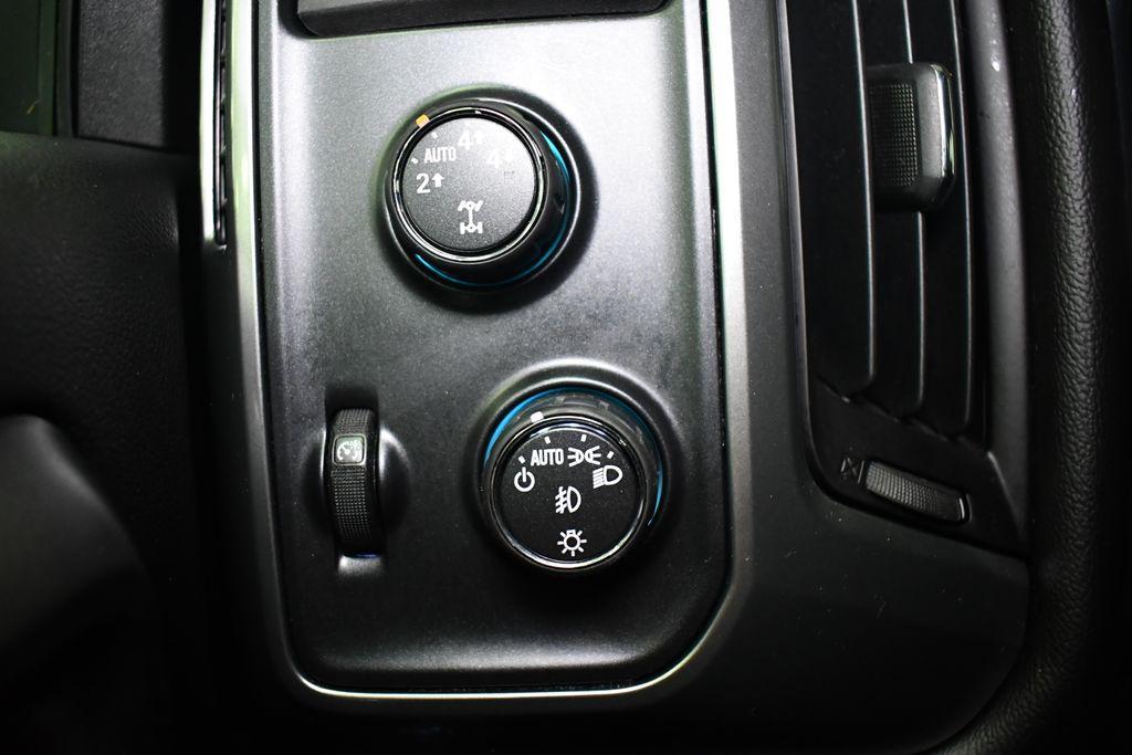 used 2015 Chevrolet Silverado 1500 car, priced at $16,550