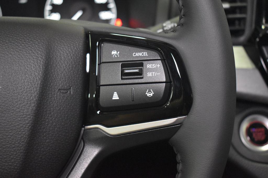 new 2026 Honda Odyssey car, priced at $44,290