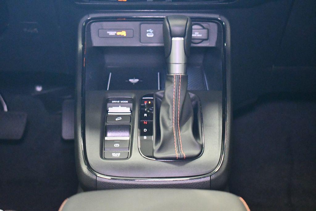 new 2026 Honda CR-V Hybrid car, priced at $40,950