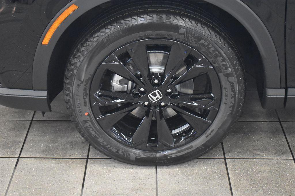 new 2026 Honda CR-V Hybrid car, priced at $43,700