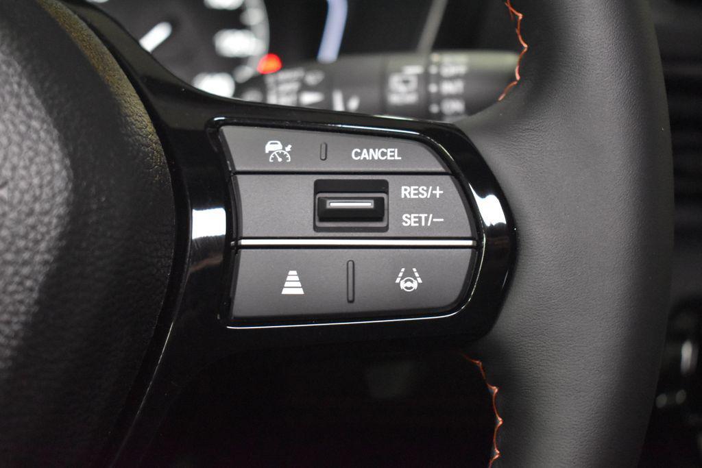 new 2025 Honda Pilot car, priced at $50,895