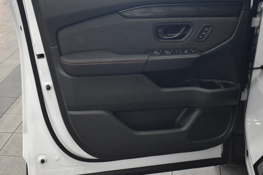 new 2026 Honda Passport car, priced at $47,855