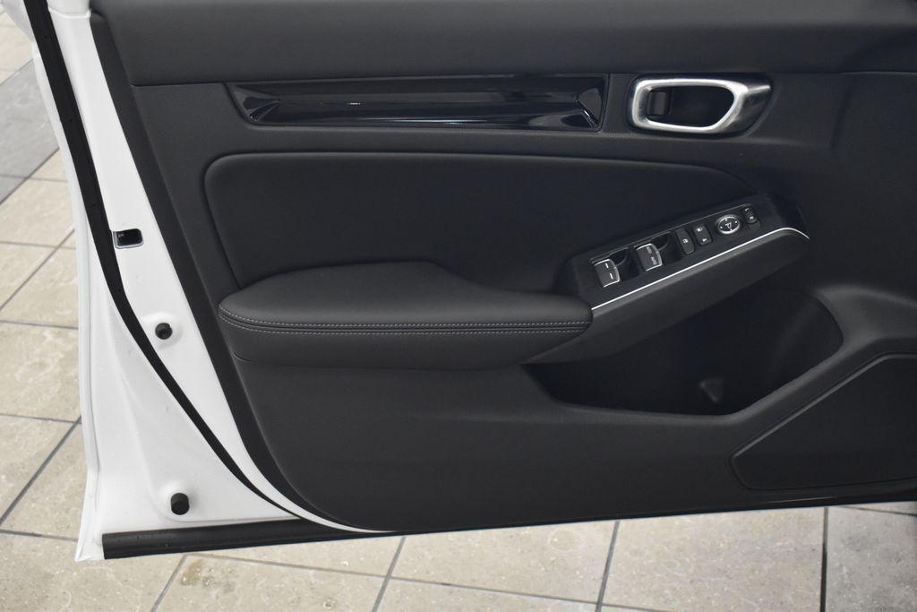 new 2026 Honda Civic Hybrid car, priced at $33,250