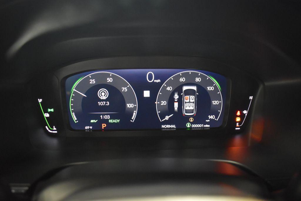 new 2026 Honda CR-V Hybrid car, priced at $39,925