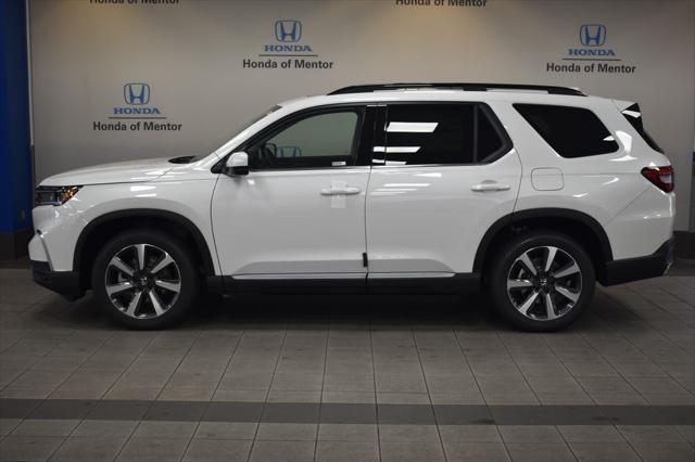 new 2025 Honda Pilot car, priced at $48,985