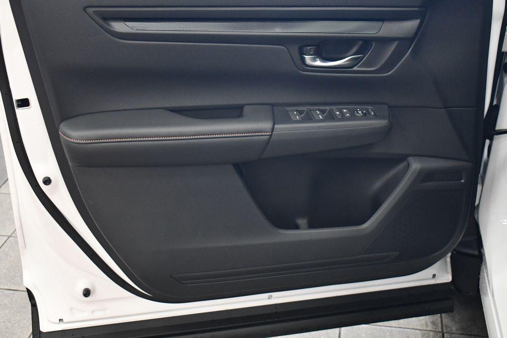 new 2026 Honda CR-V Hybrid car, priced at $37,385