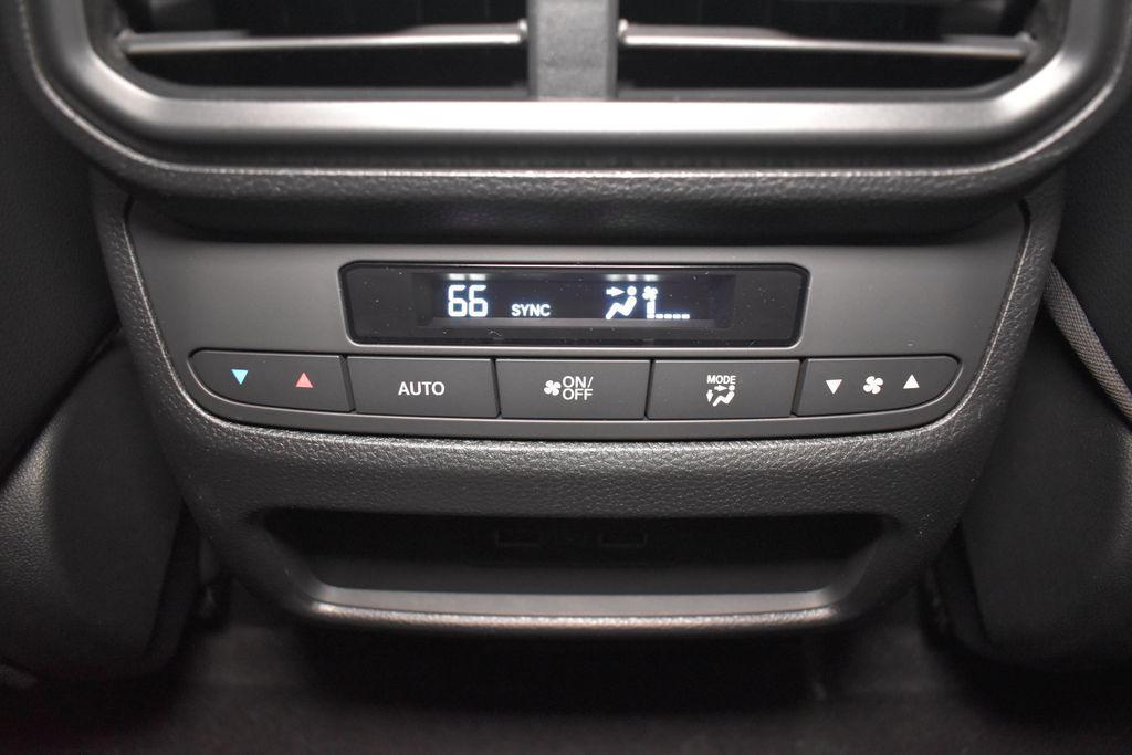 new 2025 Honda Pilot car, priced at $51,550