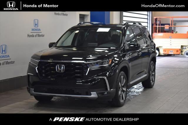 new 2025 Honda Pilot car, priced at $47,800
