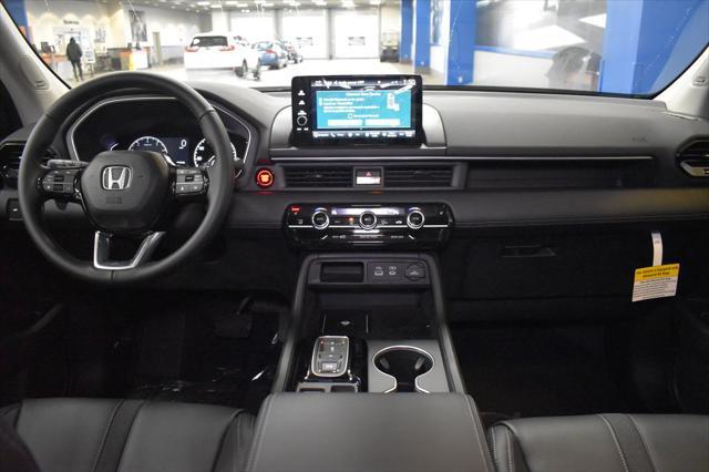 new 2025 Honda Pilot car, priced at $50,550