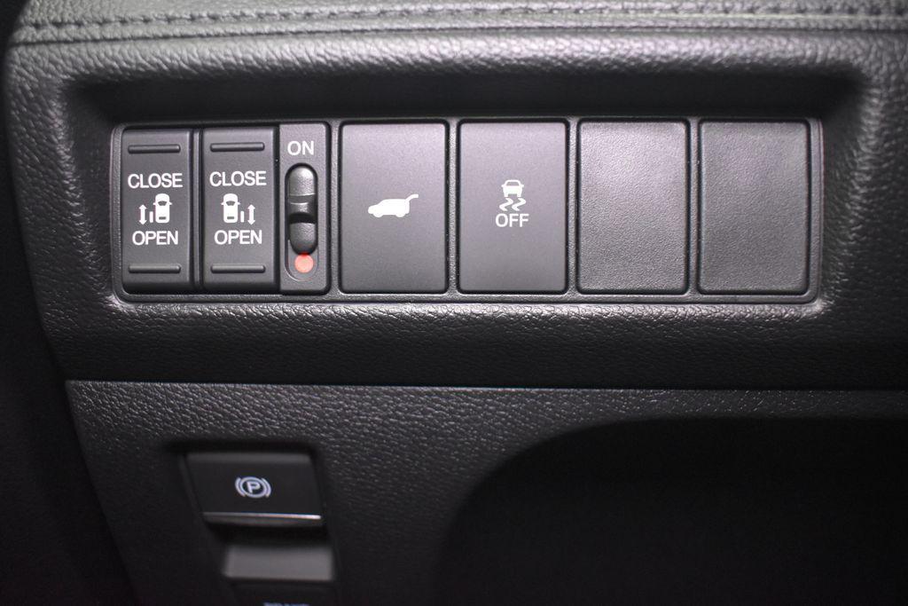 new 2026 Honda Odyssey car, priced at $41,840