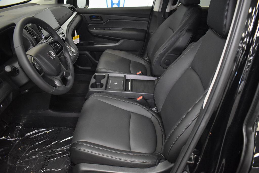 new 2026 Honda Odyssey car, priced at $41,840