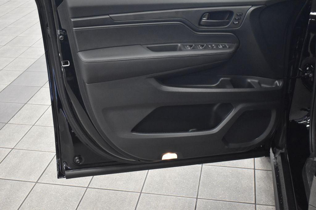 new 2026 Honda Odyssey car, priced at $41,840