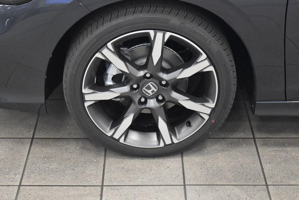 new 2026 Honda Civic Hybrid car, priced at $31,540