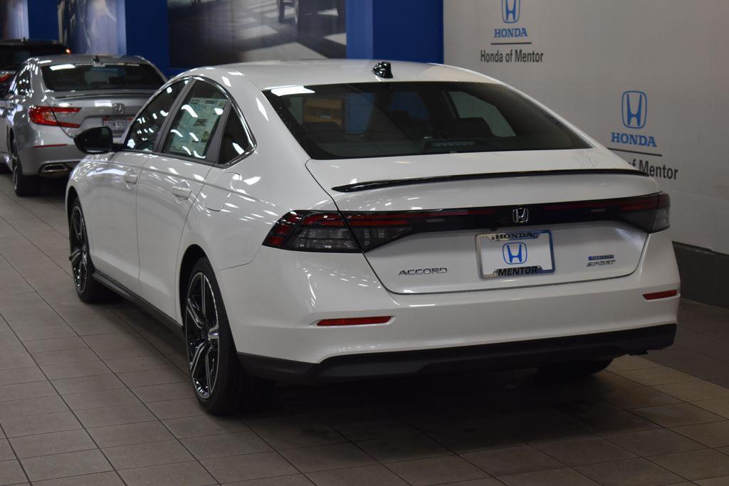 new 2025 Honda Accord Hybrid car, priced at $35,305