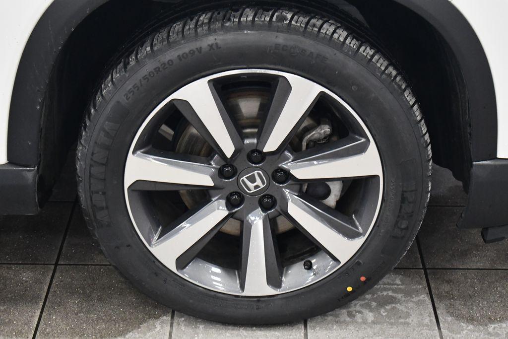 used 2023 Honda Pilot car, priced at $42,350