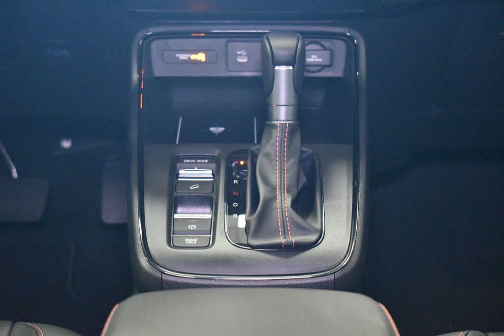 new 2026 Honda CR-V Hybrid car, priced at $39,725