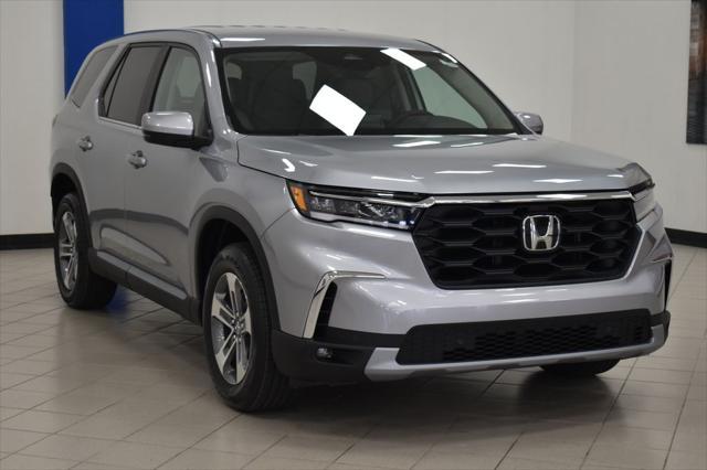 new 2025 Honda Pilot car, priced at $47,050