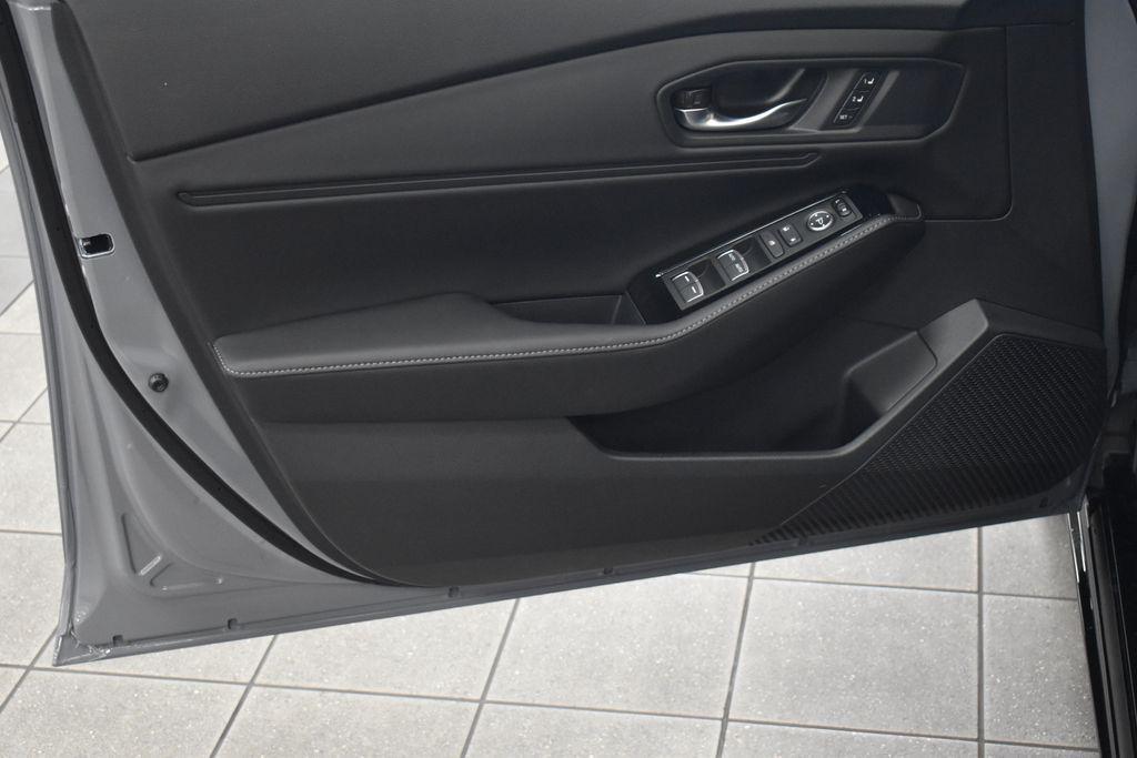 new 2025 Honda Accord Hybrid car, priced at $38,300