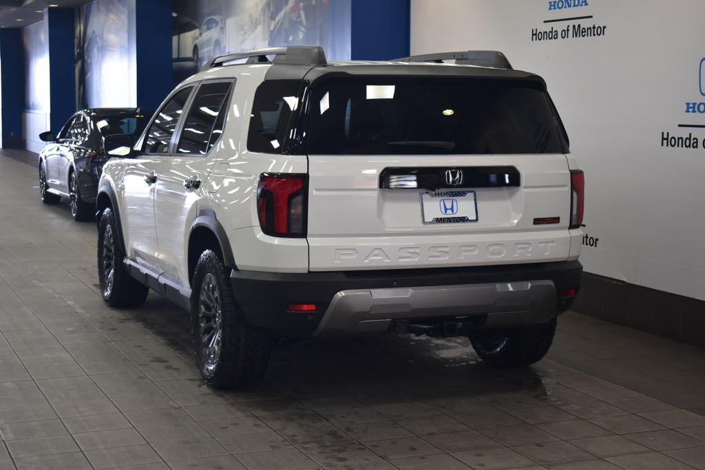 new 2025 Honda Pilot car, priced at $48,600
