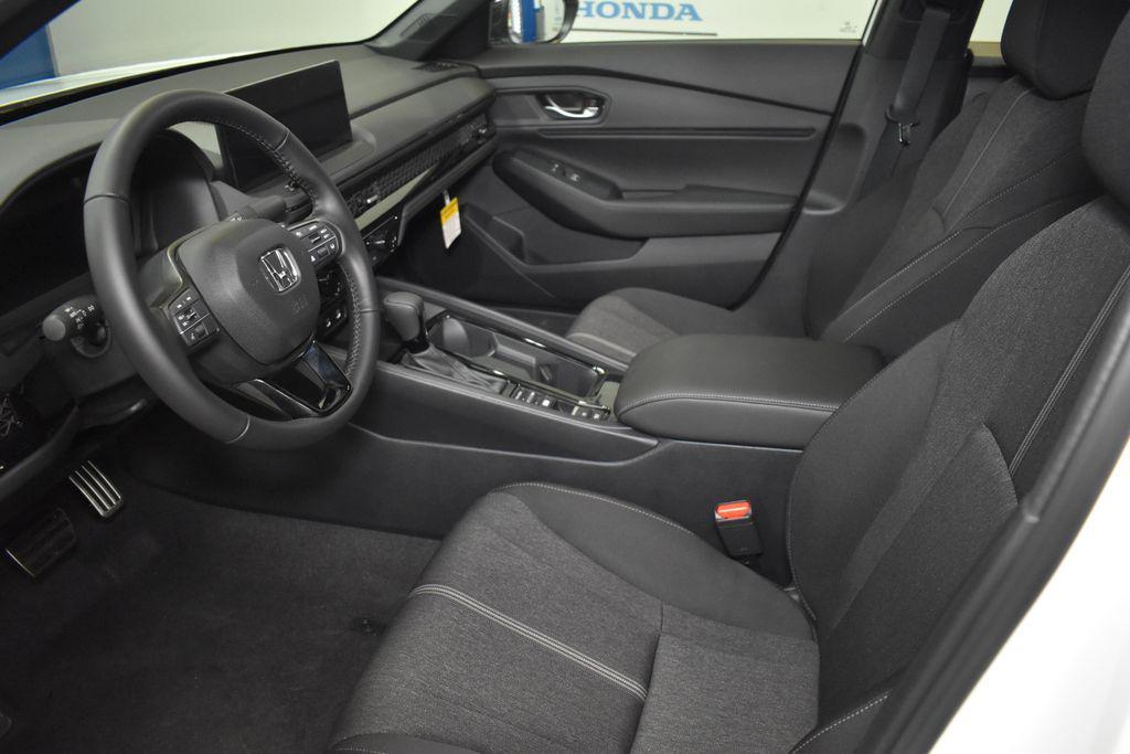 new 2025 Honda Accord Hybrid car, priced at $33,905