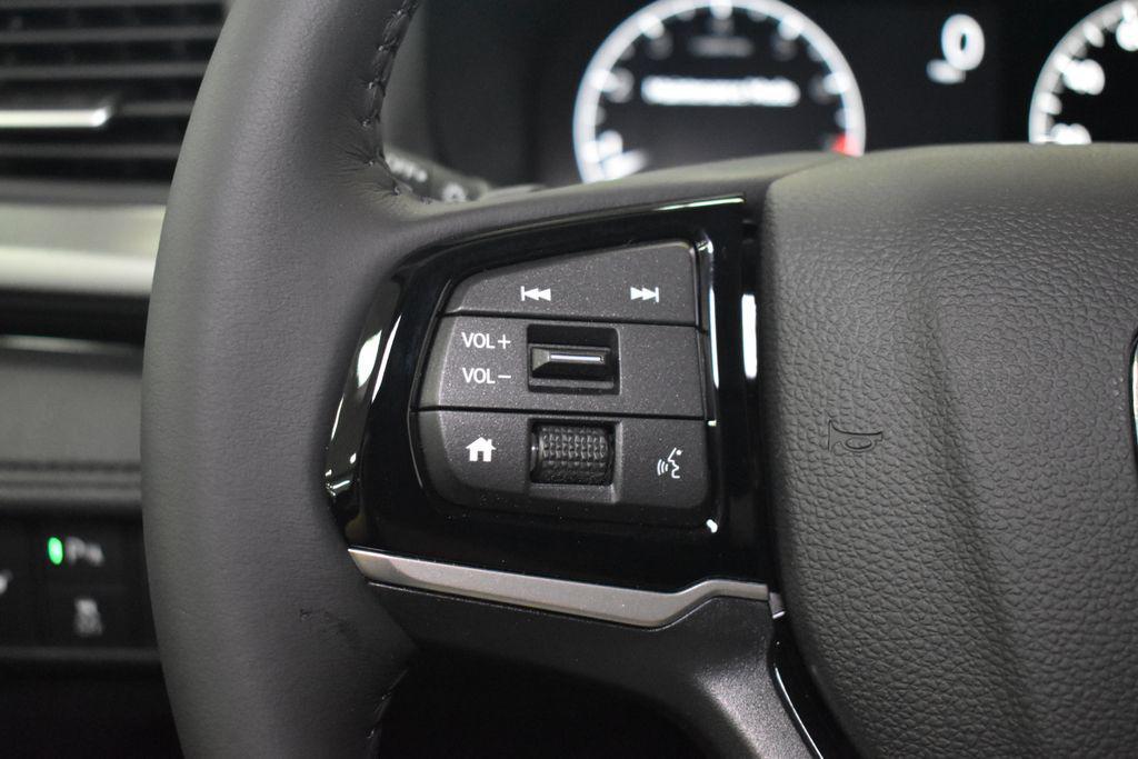 new 2026 Honda Odyssey car, priced at $45,740