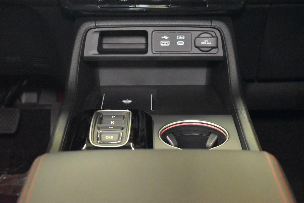 new 2025 Honda Pilot car, priced at $56,075