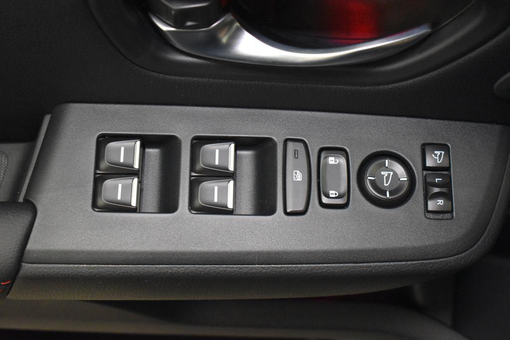 new 2025 Honda Pilot car, priced at $56,075